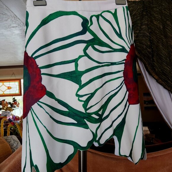 Very unique - check out the hem line - gorgeous colours - side zipper - Picture 1 of 4